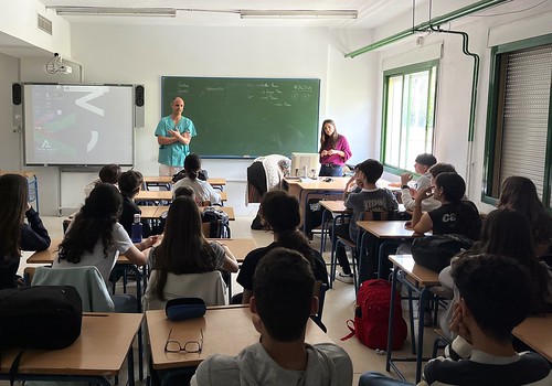 Más de 1.200 estudiantes cordobeses participan en talleres de autocuidado y hábitos saludables a través del programa Stay Healthy de la Fundación Quirónsalud Más de 1.200 estudiantes cordobeses participan en talleres de autocuidado y hábitos saludables a través del programa Stay Healthy de la Fundación Quirónsalud